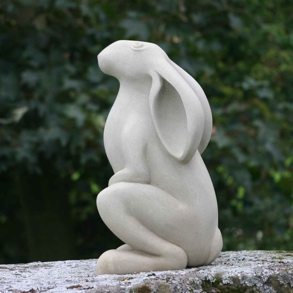 Animal sculpture carved in stone by Jennifer Tetlow