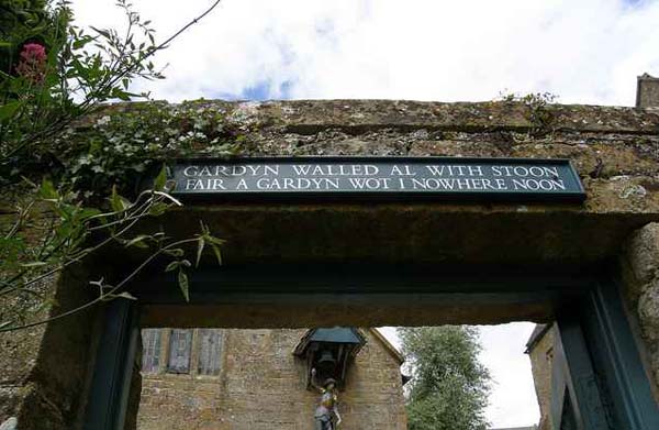 Snowshill Manor garden sign