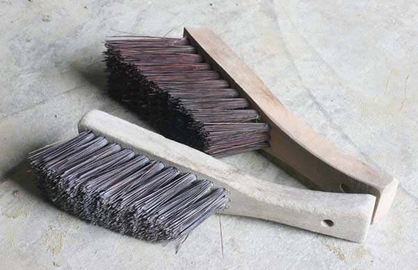 Churn brushes