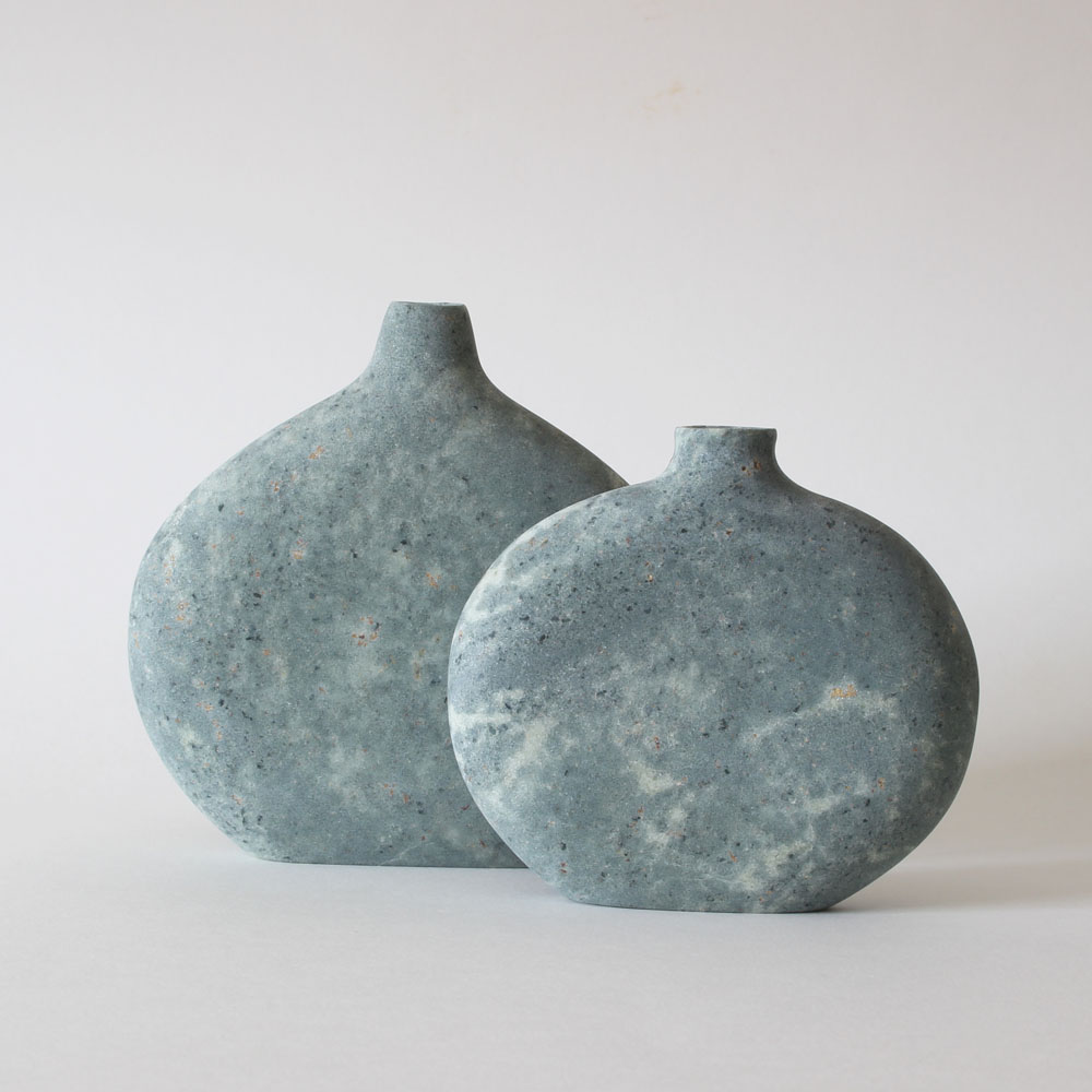 Pebble Vase (Serpentine)