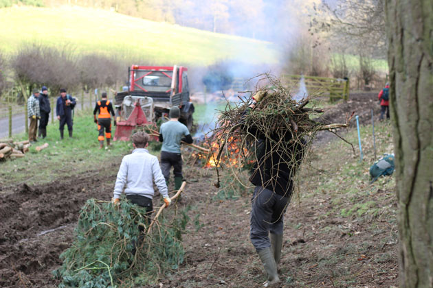 volunteer-conservation-work-with-the-yorkshire-wildlife-trust