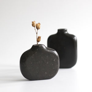 Vase in Stanhope Black marble