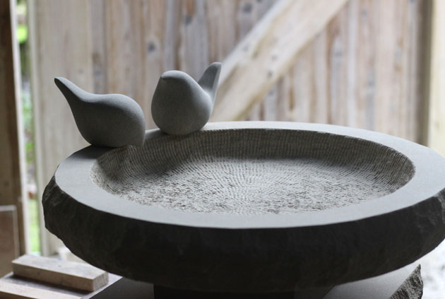 Birdbath in Yorkstone