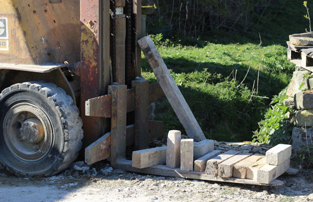 sculptor's workshop - chocks and wedges